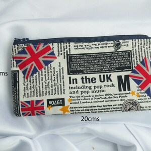 Sac à main zippé Union Jack, étui à crayons stationnaire dart marine noir, pochette de rangement zippée, pochette de sac à main zippée musicale britannique des années 1970, pochette de voyage image 7