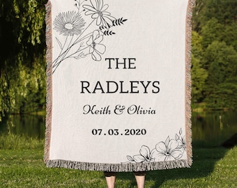 Family Name Custom Blanket, Personalized Throw, Second Anniversary Gift, Wedding Anniversary Present, Valentine's Gift for Her, Wedding Gift