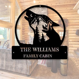 Custom Howling Wolf Metal Sign, Personalized Last Name Sign, Wolf Decor Gift, Rustic Metal Art, Nature Inspired Wall Art, Mancave Sign Decor