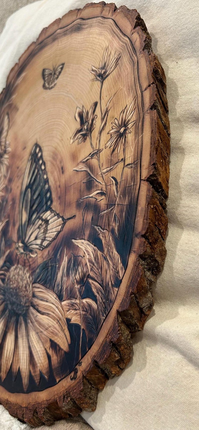 Butterfly Pyrography Wood Slice: Wildflower Nature Art - Etsy