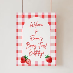 Znak powitalny na pierwsze urodziny Berry, NATYCHMIASTOWE POBIERANIE, Niestandardowe dekoracje na imprezę, Znak 24&quot; x 36&quot;, Truskawka, Pierwsze urodziny, Jagody, Dziewczynka