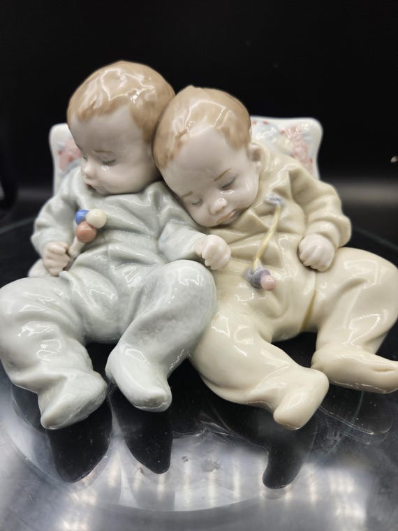 Lladro Little Dreamers Figurine, Number 5772 Retired, Made in