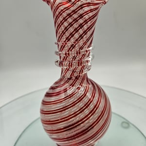Ruffle ribbon Murano 5&quot; Vase Red and white