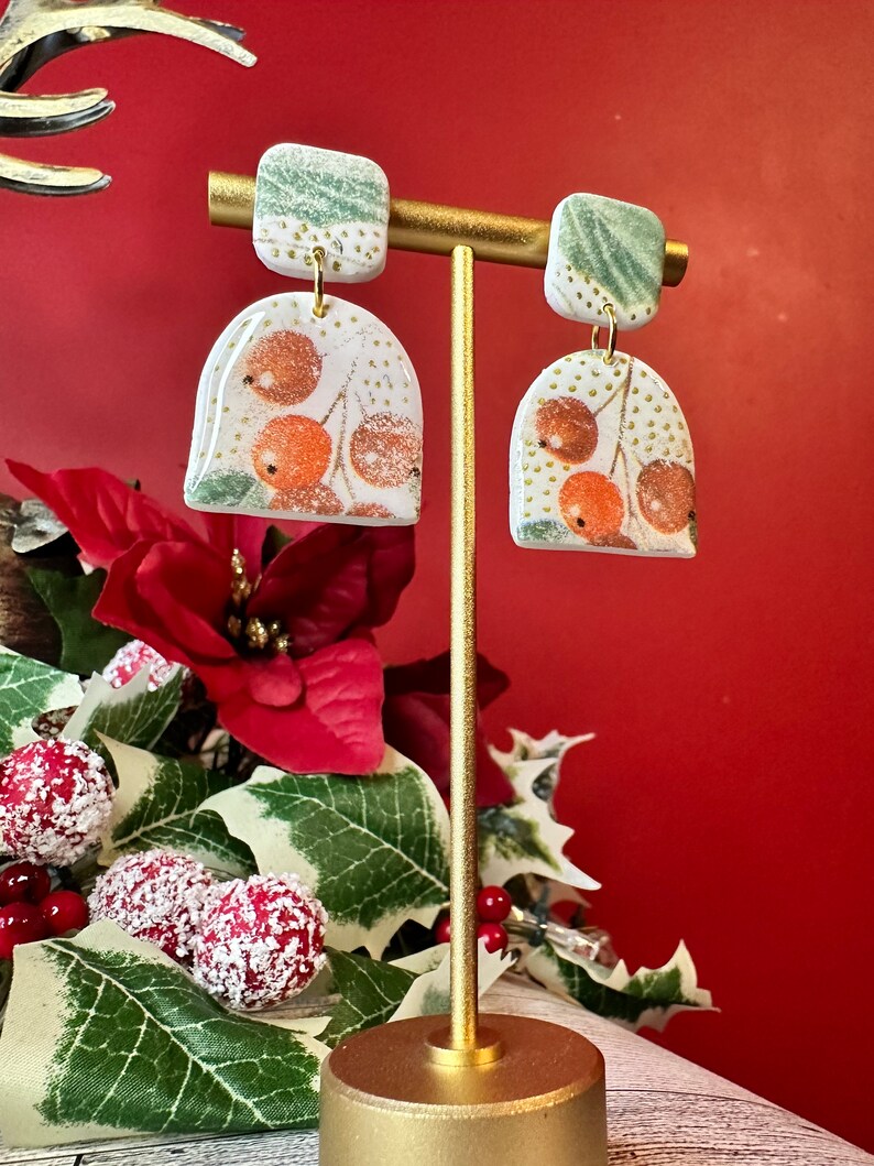 Vintage Holly Berry Design on Polymer Clay. Resin Finish Gold Etsy