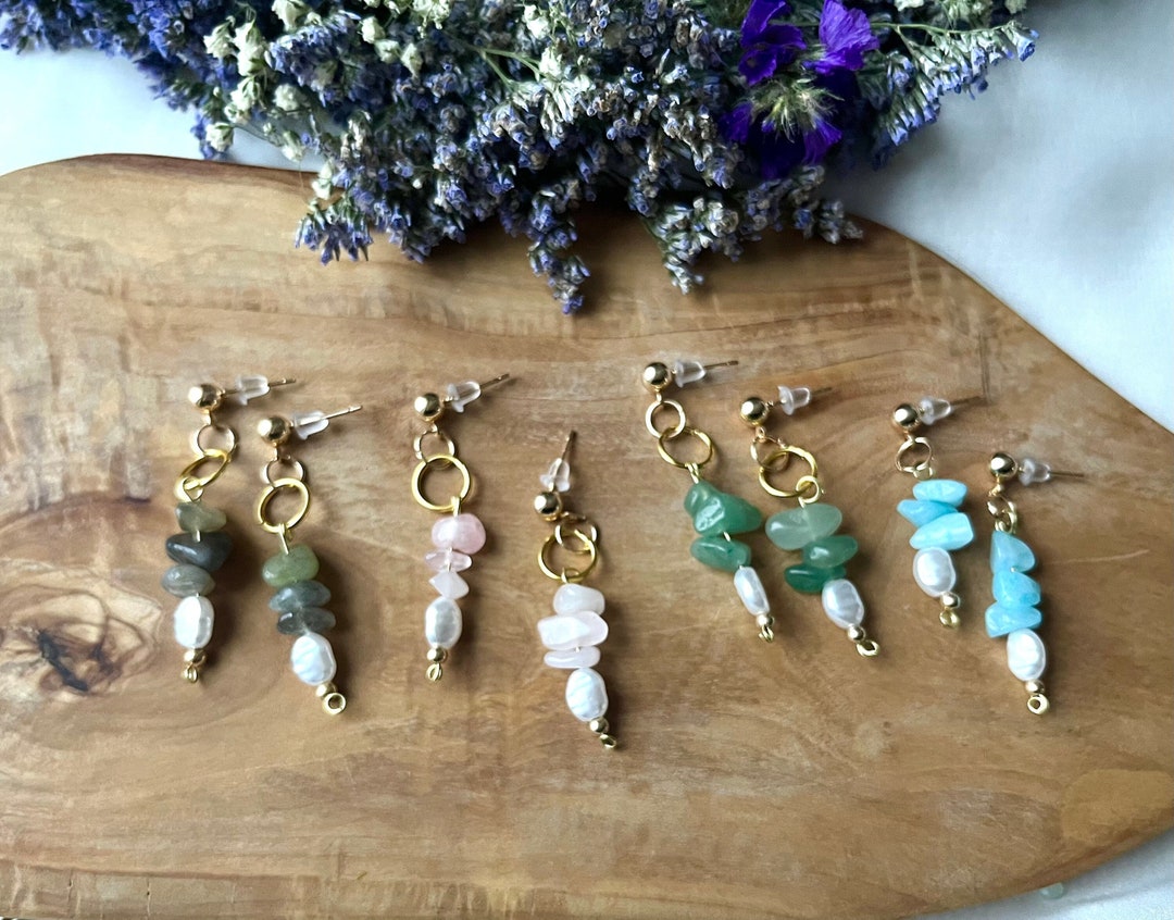 Elegant Hanging Earrings, Stainless Steel 18 Carat Goldplated, Earrings With Freshwater Pearl