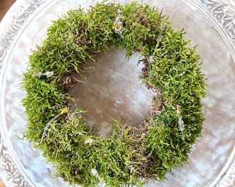 Natural moss wreath in green, Easter wreath, spring wreath, natural, without chemicals, natural wreath, door wreath, table wreath, wall decoration