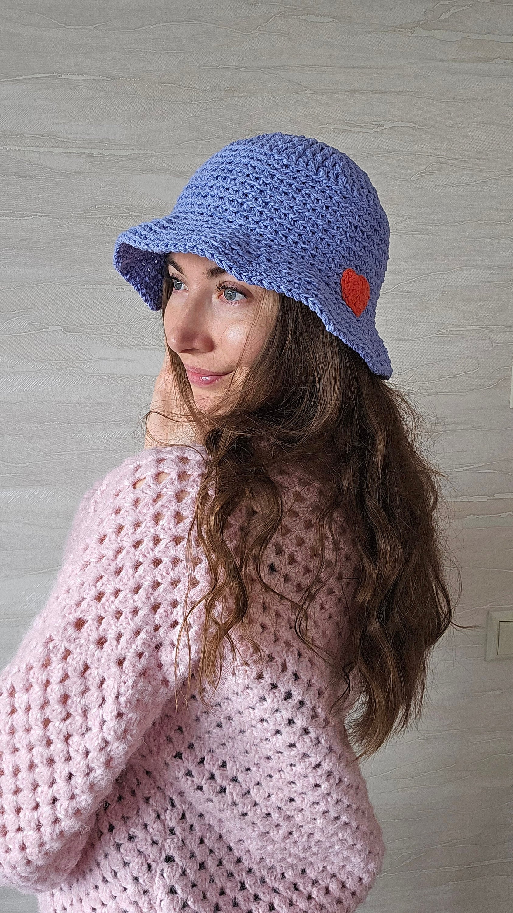 Cappello A Secchiello Donna Lavorato All'uncinetto, Motivo Floreale, In Cotone E Poliestere, Per Autunno E Inverno, Taglia Unica 56-58 Cm