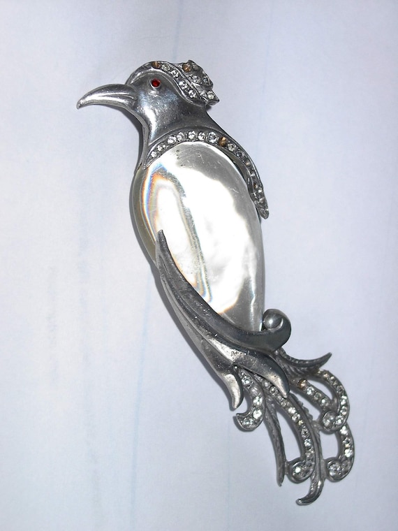 Rare Authentic Lucite jelly belly bird brooch by H