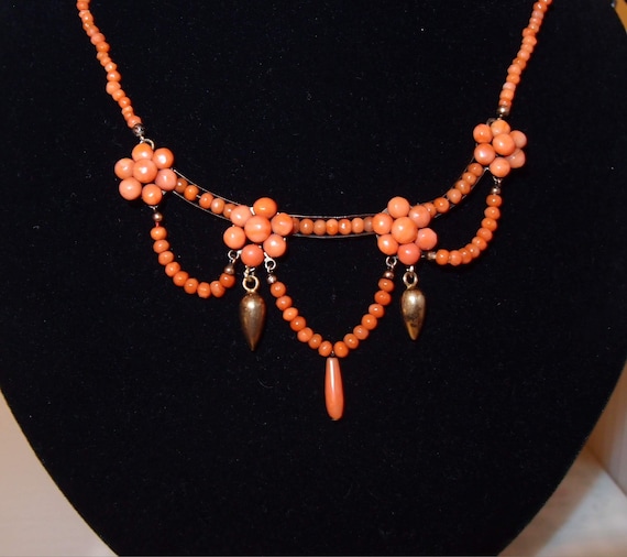 Antique Edwardian salmon coral festoon necklace - image 3