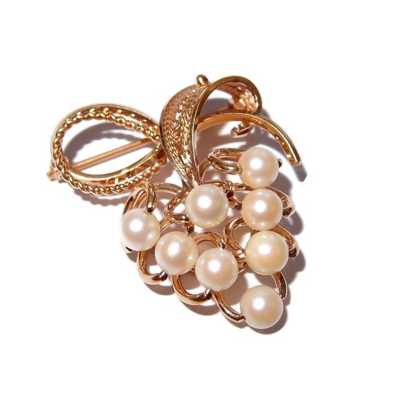 VAN DELL Gold-filled Pearl Grape Cluster Pin