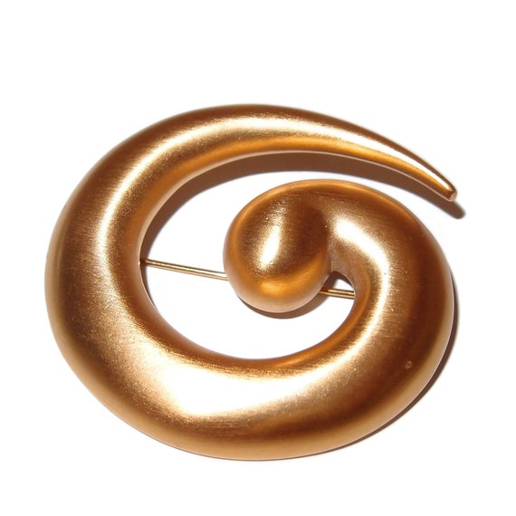 Large MONET Swirl Lapel Brooch in Brushed Gold-ton