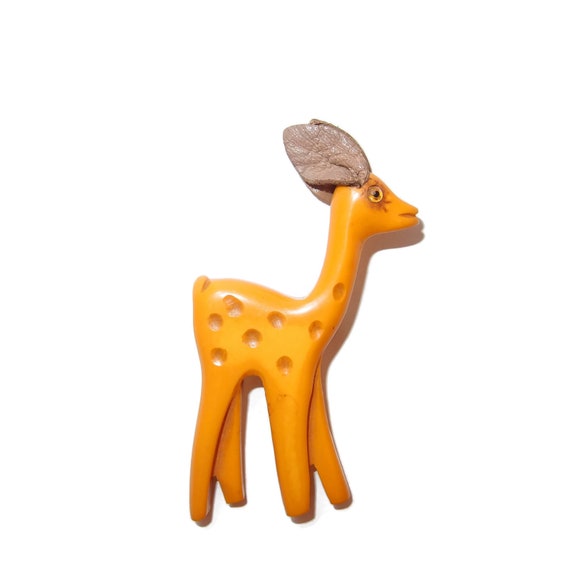 Butterscotch Giraffe Wooden Pull Toy Butterscotch Giraffe Wooden Pull Toy