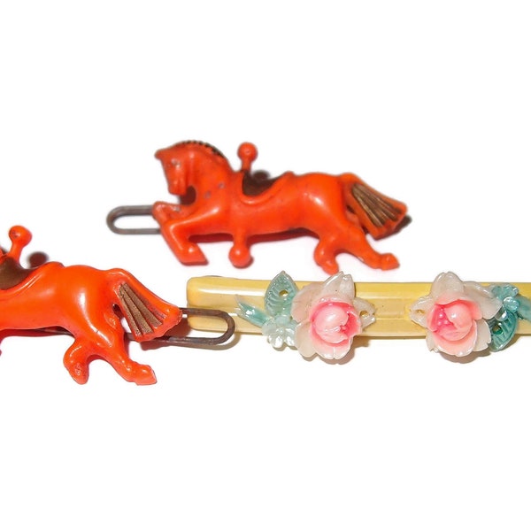 RARE 50s Horse and Rose Girls Plastic Hair Barrettes