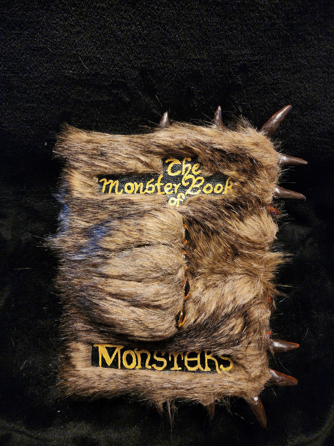 Harry Potter's "the Monster Book of Monsters" - Etsy