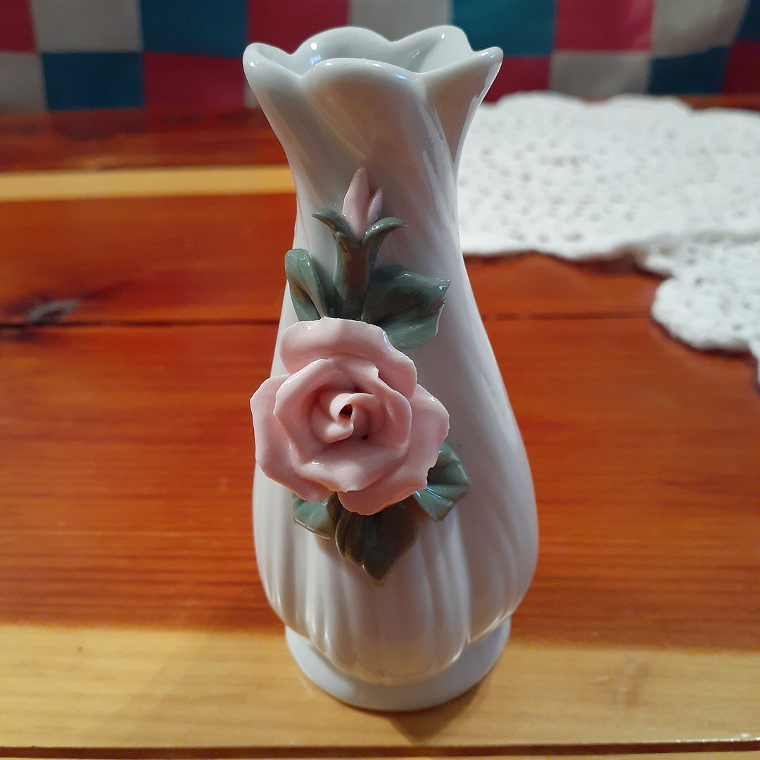 1960's Vintage Tiny White Porcelain Bud Vase With Pink Rose - Etsy