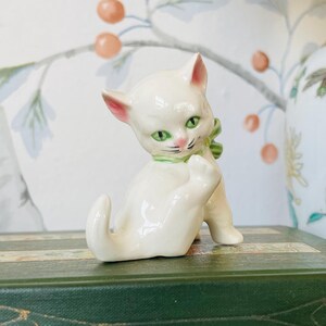 Vintage Goebel Hummel Cat Figurine | 1960s West German Porcelain