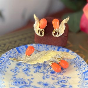 1962 Sarah Coventry Bittersweet Brosche & Ohrringe Set | Orange Thermoset Schmuck | Herbst Blatt Design | Original Karten | Vintage Buch Stück