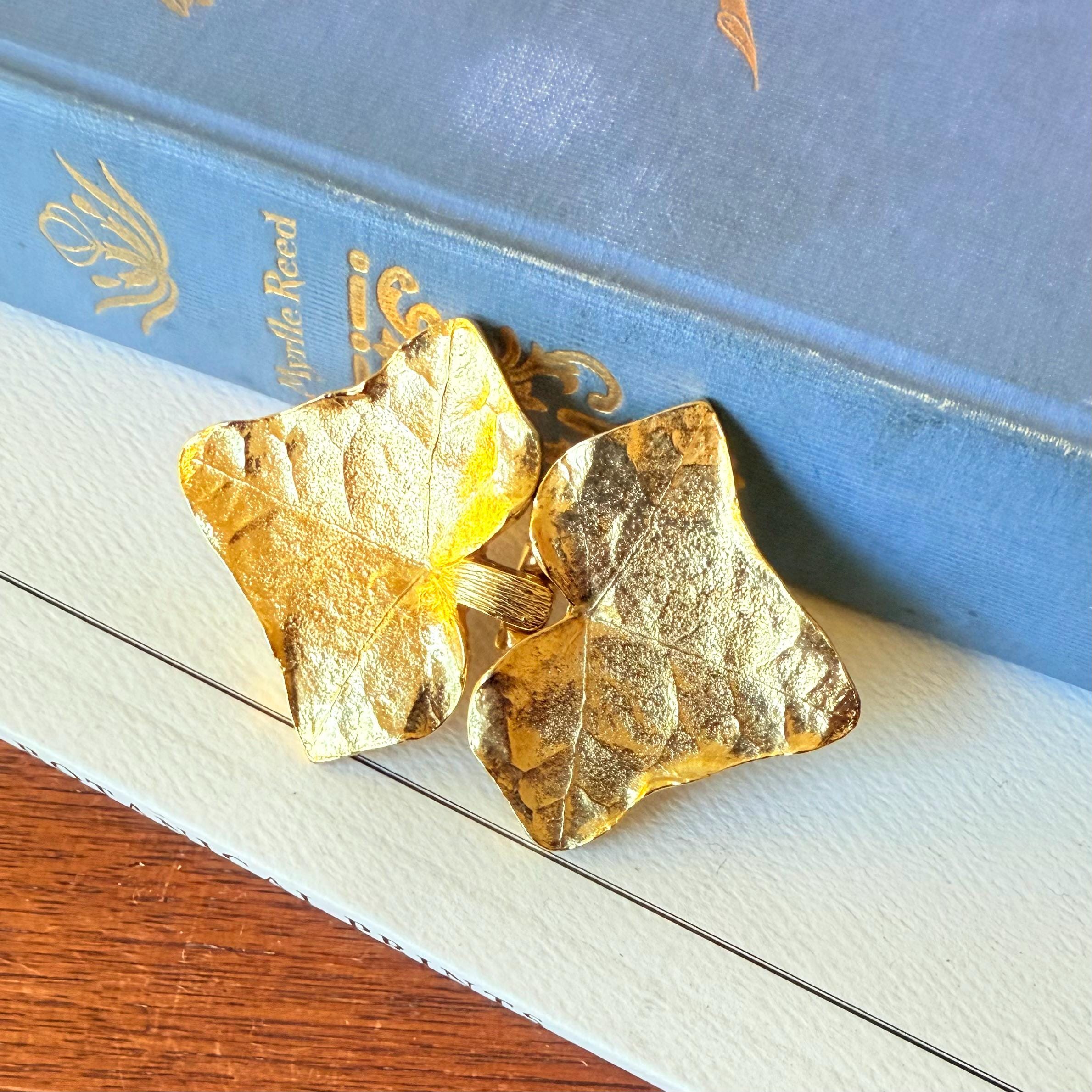 Mimi Di N Gold Ivy Leaf Buckle | 1981 Sculptural Botanical 