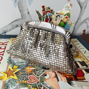 Whiting & Davis Silver Mesh Purse | 1940s Art Deco Kiss Lock Coin Bag | Vintage Gatsby Evening Clutch | Gift for Her, Mom, Collector