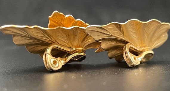 Vintage Monet Brushed Gold Double Layer Fig Leaf … - image 5