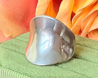 Vintage Modernist Silver Ring: 1990s Sculptural Wide Band, Size 5.25