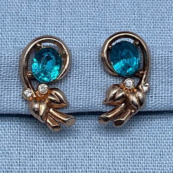 Vintage Lisner Simulated Topaz Blue Crystal Rhinestone Gold Clip On Earrings (1950’s)