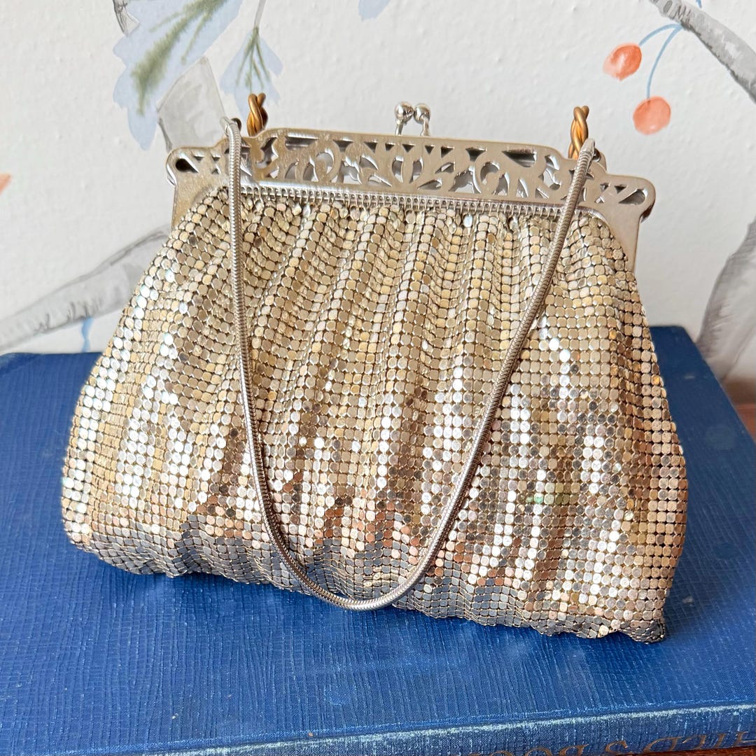Mesh Handbag Vintage Whiting & Davis Silver Mesh Evening Bag | Art Deco Metal Mesh ...