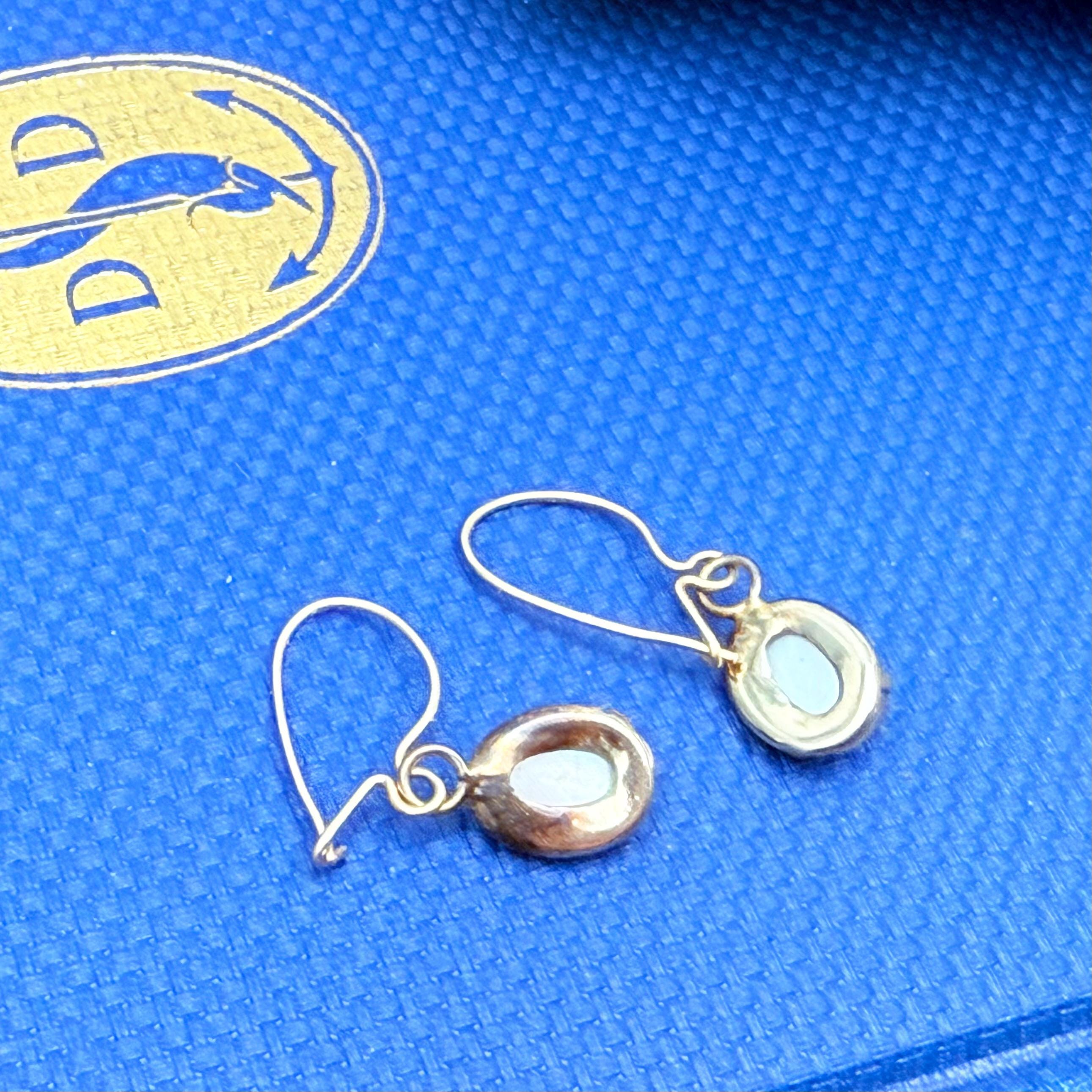 14Kゴールドカメオドロップイヤリング：手彫りシェル、1980年代