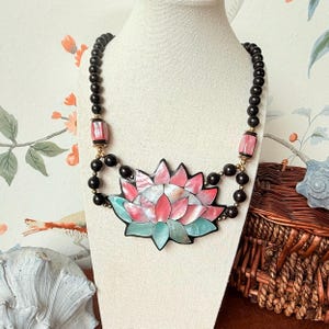 Vintage Shell Inlay Lotus Pendant Necklace | 1980s Lee Sands Mother of Pearl Floral Necklace | Island Luxe Resortwear Statement Jewelry