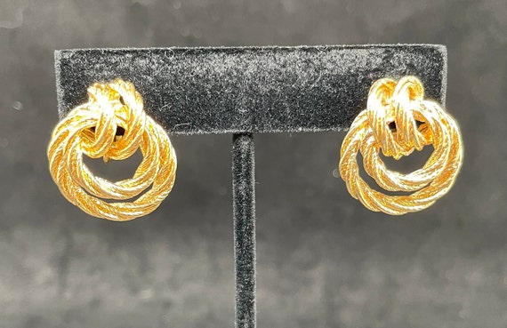 Vintage Avon Gold Rope Twist Knot Circles Clip On Ear… - Gem
