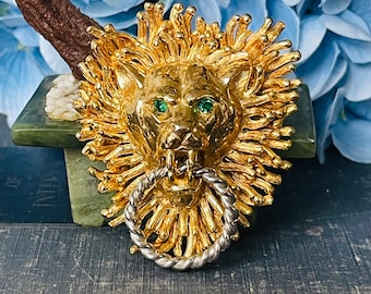 Lion Big Cat Wild Lions Head Doorknocker Oval Leaf Trimmed Design