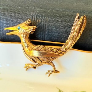 Jeanne Roadrunner Brooch | 1950s Gold Bird Pin with Green Crystal Eye | Vintage Figural Jewelry