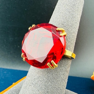 Vintage Vargas 10K Gold Filled Simulated Ruby Cocktail Ring | Red Glass Statement Ring | 1960s Jewelry Size 7