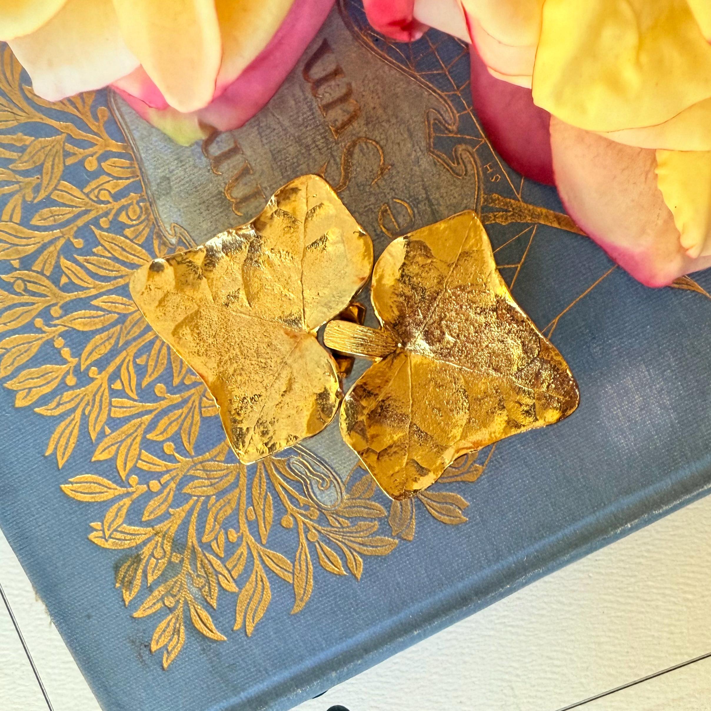 Mimi Di N Gold Ivy Leaf Buckle | 1981 Sculptural Botanical  display picture 2