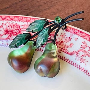 Austria fruit brooch - Etsy 日本