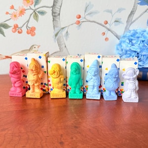 Avon Kids Seven Dwarfs Soap Set | 1994 Collectible Disney Soap Figures | Snow White Full Set in Boxes | Vintage Avon Kids Bath Toy Display