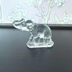 ヴィンテージ成形ガラス製象の置物｜ヴィンテージミニチュア動物