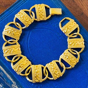 Vintage Gold Zig Zag Bracelet | 1960s Geometric Chain - Etsy Vintage Gold Zig Zag Bracelet | 1960s Geometric Chain - Etsy
