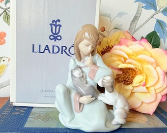 リヤドロ 猫の昼寝 ヴィンテージ リヤドロ フィギュア：「猫のお昼寝」女の子と子猫