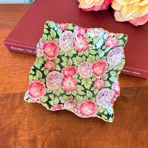 Bandeja de enfeites vintage James Kent Chintz: Prato floral com tapeçaria, Inglaterra dos anos 1950