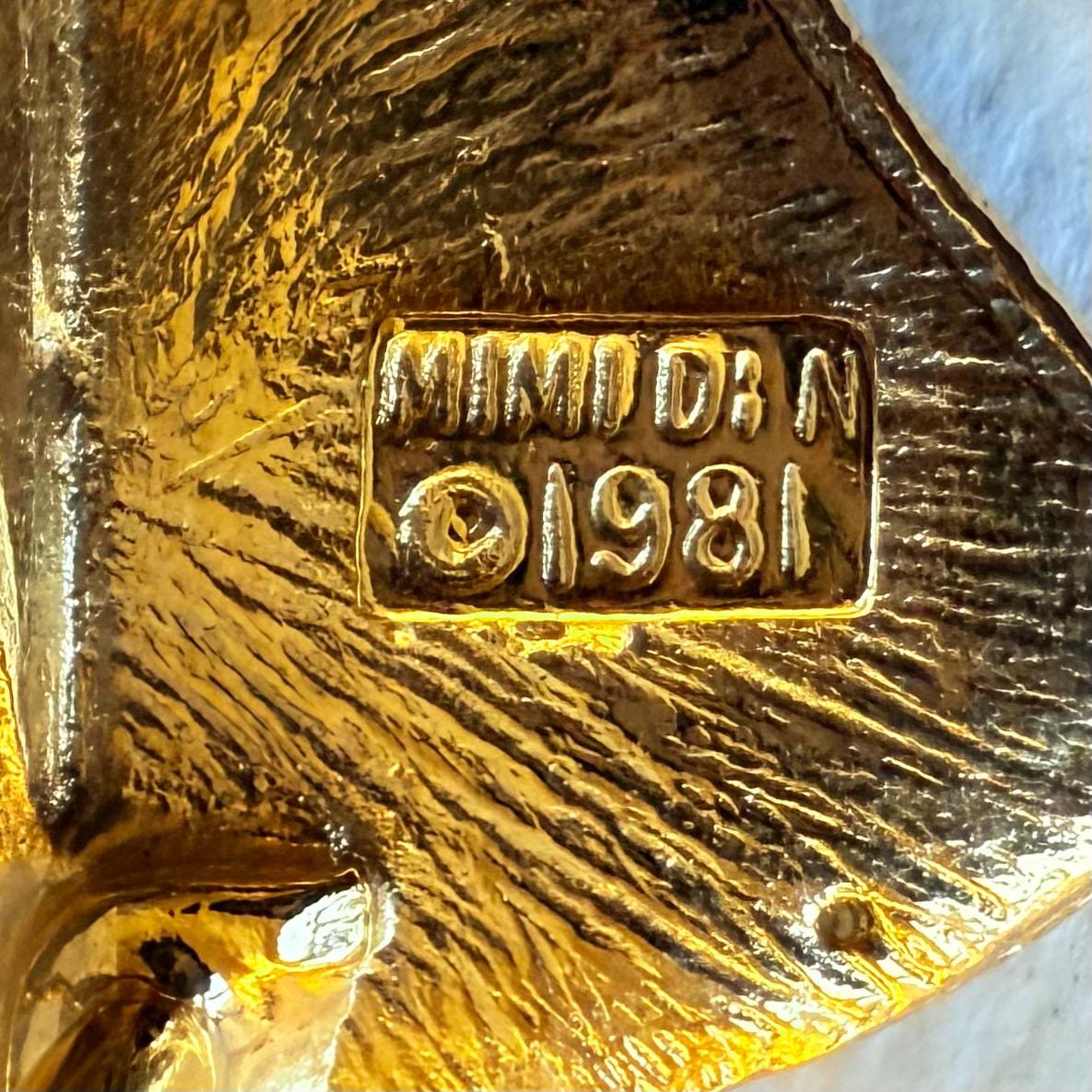 Mimi Di N Gold Ivy Leaf Buckle | 1981 Sculptural Botanical  display picture 1