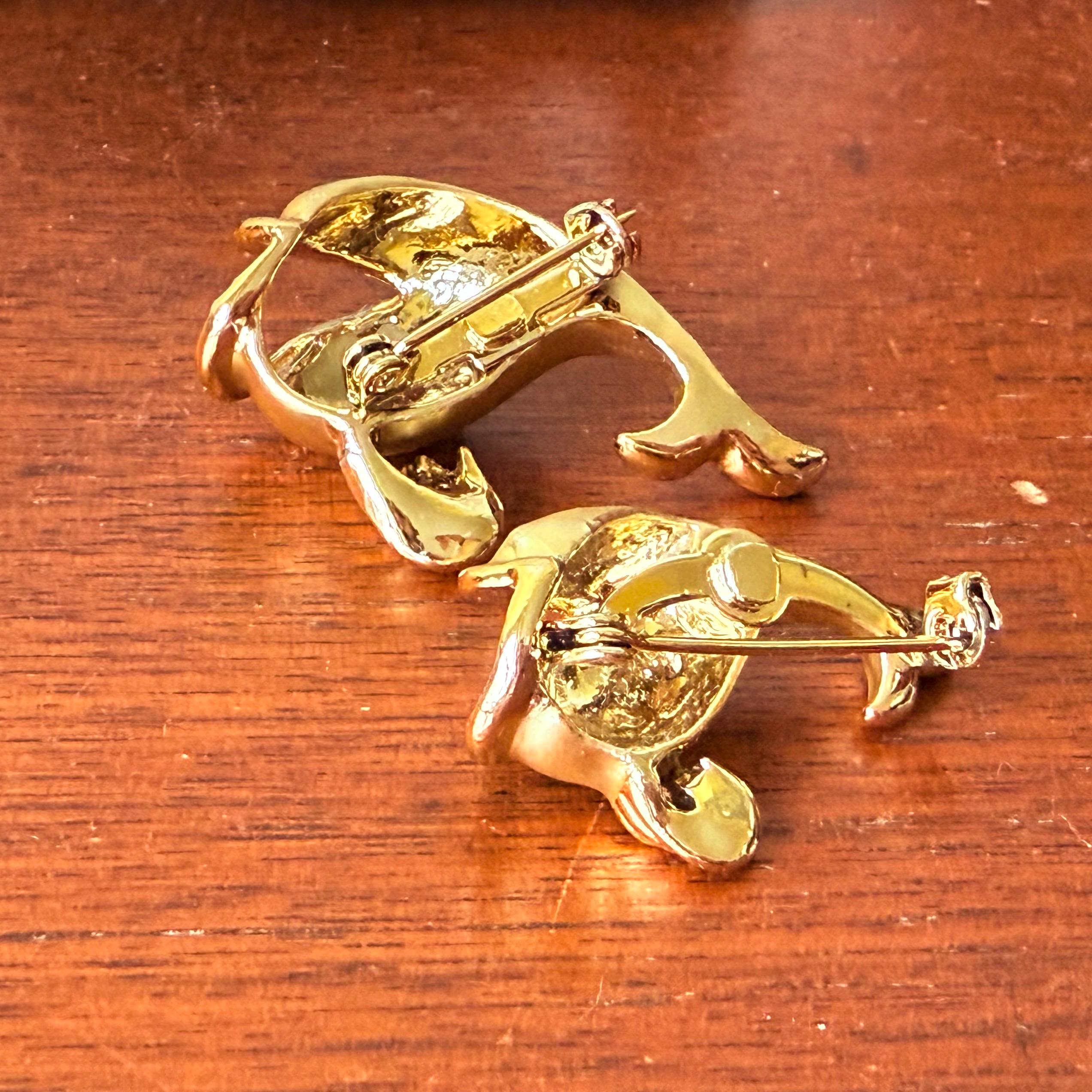 ヴィンテージホエールブローチセット：ゴールドトーンのマザー＆ベビー