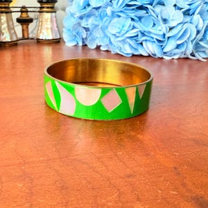 Green Enamel Shell Inlay Brass Bangle | 1970s Resortcore Handmade Bracelet | Mod Geometric Statement Jewelry | Vintage Summer Jewelry Gift