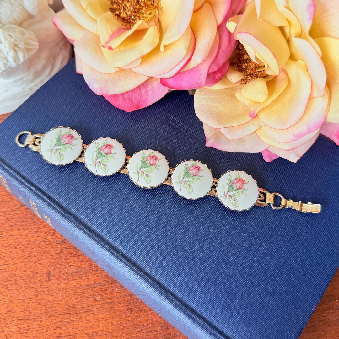 1950年代の磁器製ローズブレスレット：ゴールドベゼルのヴィンテージ