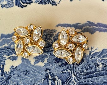 Boucles D'oreilles Clips MONET Vintage Années 80 - Or Et Perles - Bijou Rétro