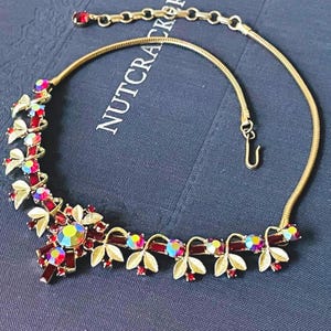 Vintage robijnrode kristallen chokerketting uit de jaren 1950 | Aurora Borealis-steentjes | Feestsieraden voor de feestdagen