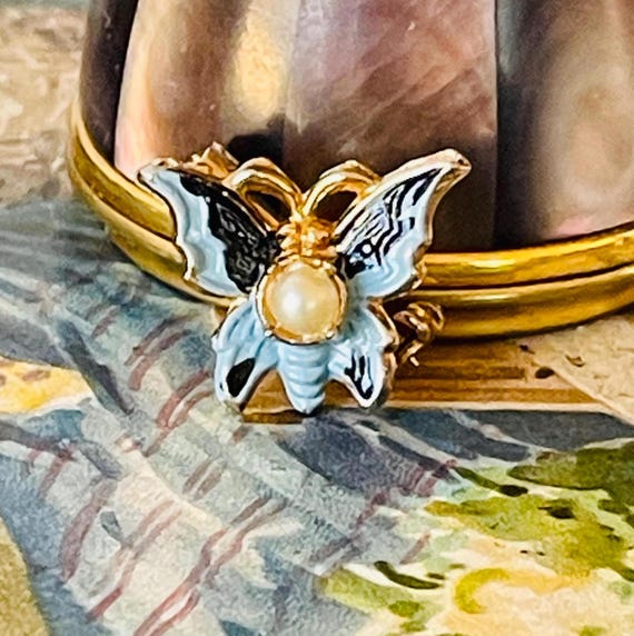 Broche Papillon Fantaisie Vintage En Métal Doré - Occasion Avec Traces D'usure