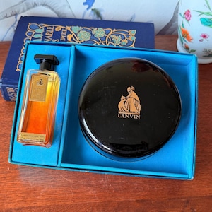 Estuche de regalo vintage de perfume y polvos Arpège de Lanvin - Expositor de tocador de mediados de siglo
