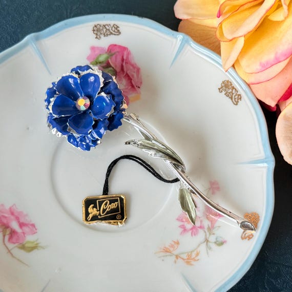 1950s Coro Blue Enamel Flower Brooch | Vintage Rhinestone  display picture 2
