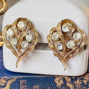 Vintage Coro Leaf Clip On Earrings: 1950s Gold Rhinestone Bridal Jewelry